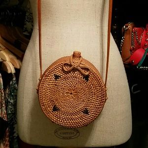 Bali circle crossbody